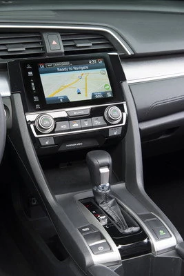 Android Auto i Apple CarPlay w nowej Hondzie Civic