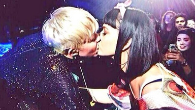 Katy Perry komentuje pocałunek z Miley Cyrus
