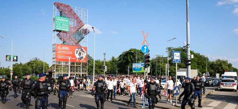 Bójki kibiców przed finałem LE w Budapeszcie, kilku Polaków aresztowanych [WIDEO]