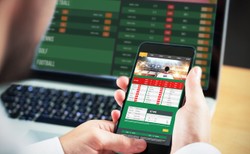 Drużyna przegrała mecz, ale trenerzy w trakcie spotkania zarobili fortunę