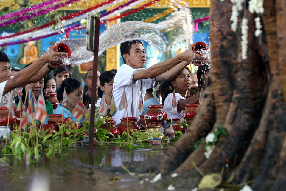 MYANMAR BUDDHISM FULL MOON OF KASON