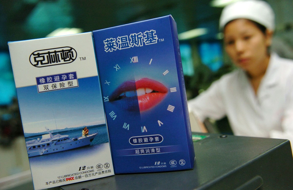Tak Chiny chcą zwiększyć liczbę urodzeń. Opodatkowują prezerwatywy i nie tylko