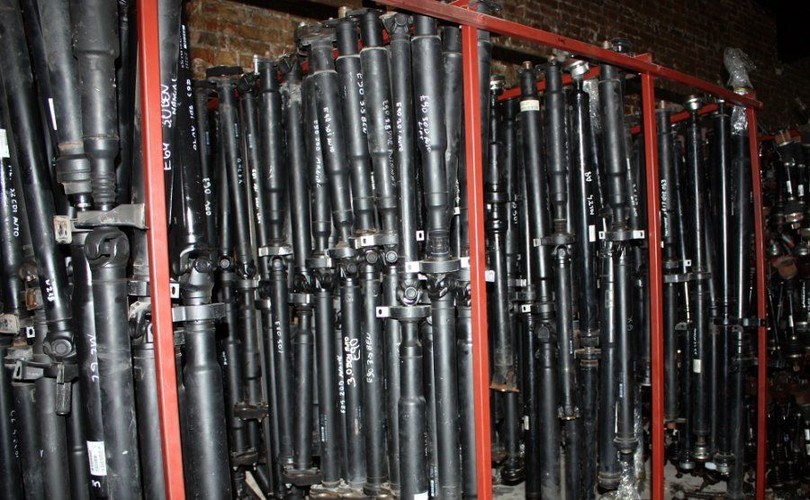 Policja i straż graniczna razem rozbiły gang paserów części samochodowych