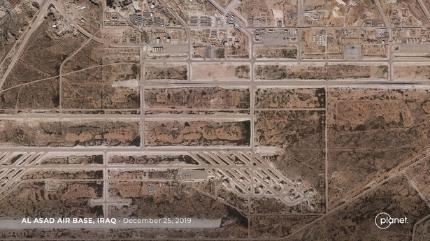 Lotnisko w zaatakowanej bazie wojsk USA w Iraku