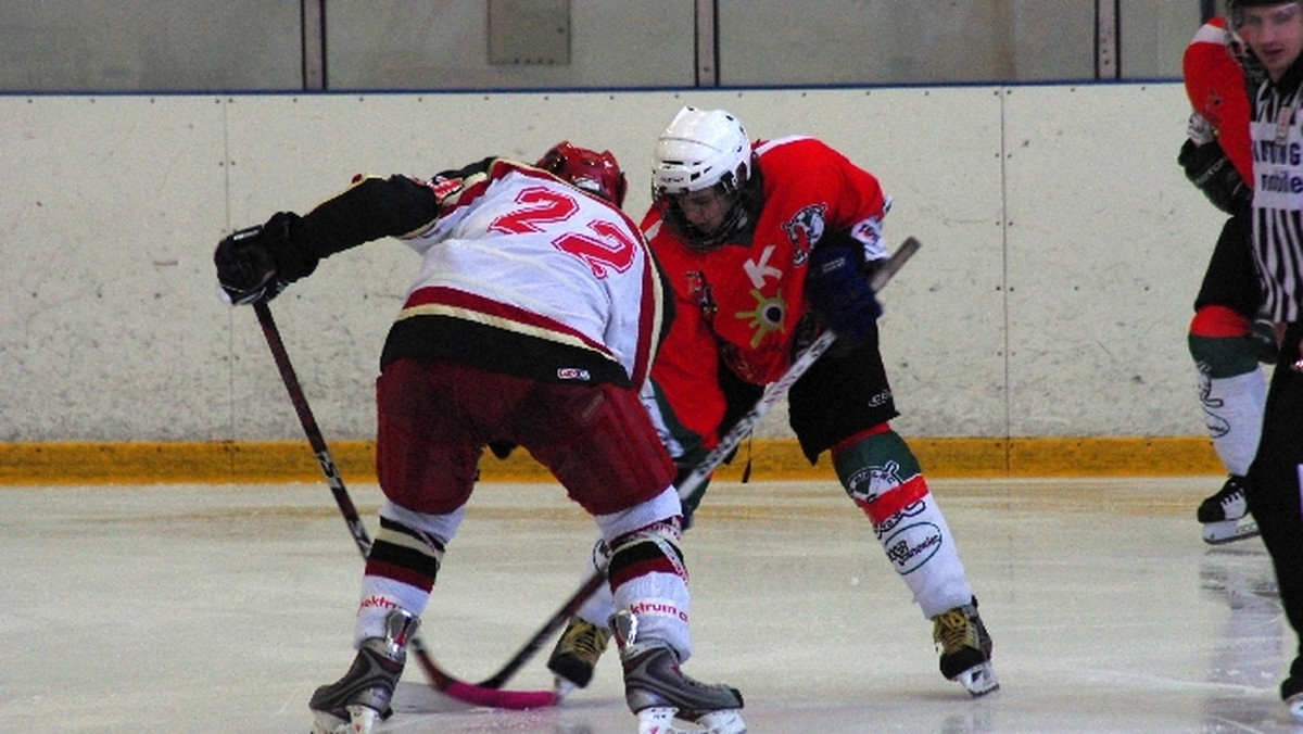 W Warszawie rozpoczął się Międzywojewódzki Turniej Młodzików w hokeju na lodzie, czyli Mistrzostwa Polski dla chłopców do lat 16. Na lodowisku Torwar II odbyły się cztery spotkania inaugurujące fazę grupową rozgrywek.