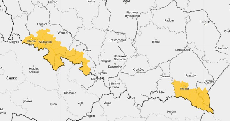 Dla części południowej Polski obowiązują alerty przed silnym wiatrem, intensywnymi opadami deszczu oraz śniegu