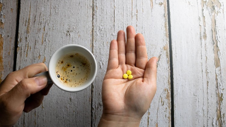 milyen gyógyszert nem lehet beszedni kávé