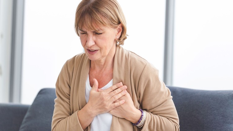mellkasi fájdalom EKG vérvétel röntgen kizár infarktus tüdőembólia