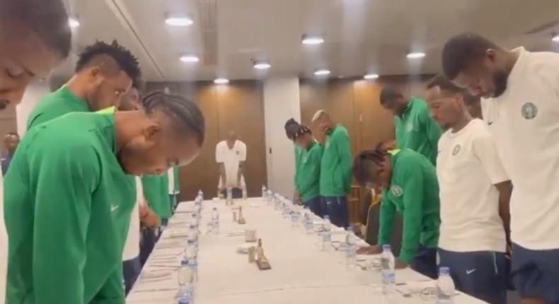 Super Eagles players pay tribute to deceased fans, vow to win AFCON for them