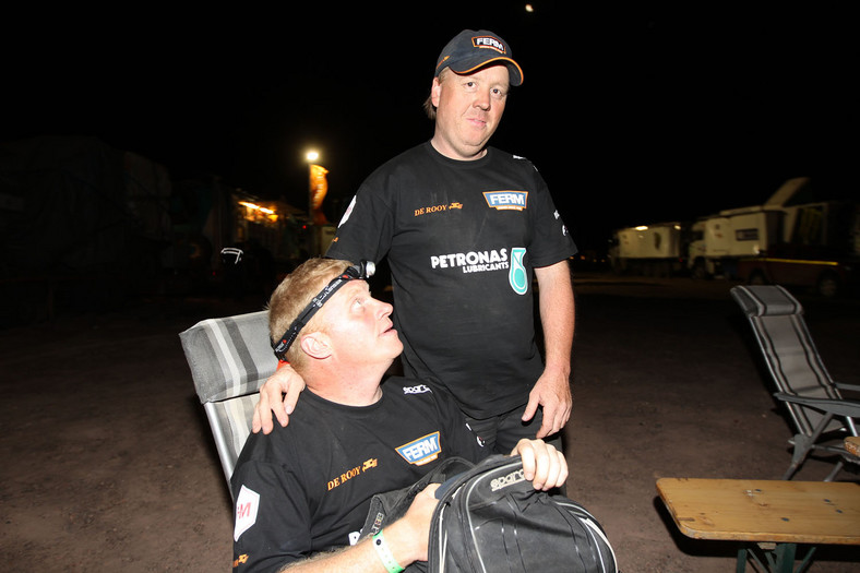 Dakar 2013: ciężarówka bez skrzyni, Małysz traci oddech (13. etap, wyniki, galeria)