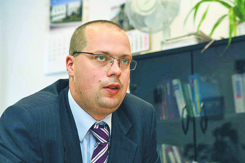 Wojciech Zieliński, zastępca dyrektora departamentu służby cywilnej w Kancelarii Prezesa Rady Ministrów