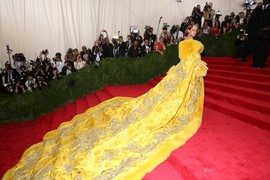 Met Gala ili garsonjera u Beogradu? Znamo KOLIKO KOŠTA ULAZNICA za modni događaj godine, ali - džaba vam sve pare ovog sveta ako ONA kaže NE!