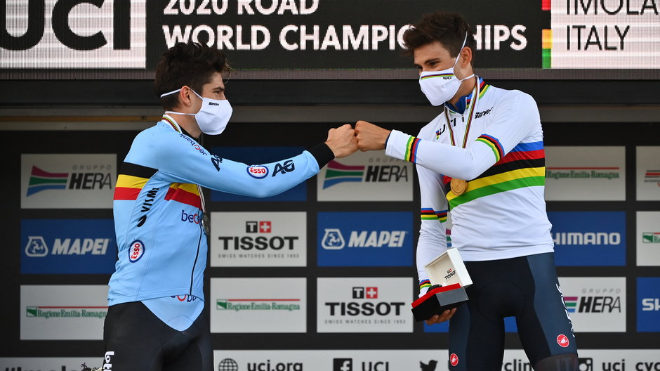 Wout Van Aert (z lewej) i Filippo Ganna