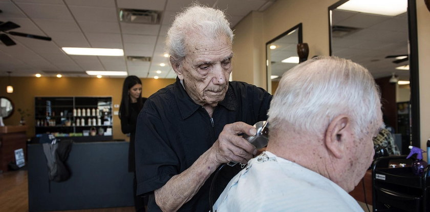 Najstarszy fryzjer na świecie nie żyje. Ścinał włosy przez 96 lat