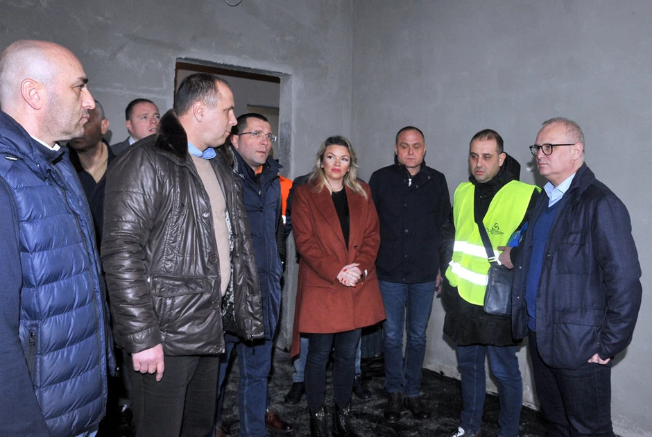 Goran Vesić, Nataša Stanisavljević, Bojan Stević i Bojan Sinđelić juče su obišli radove na izgradnji novog Dnevnog boravka