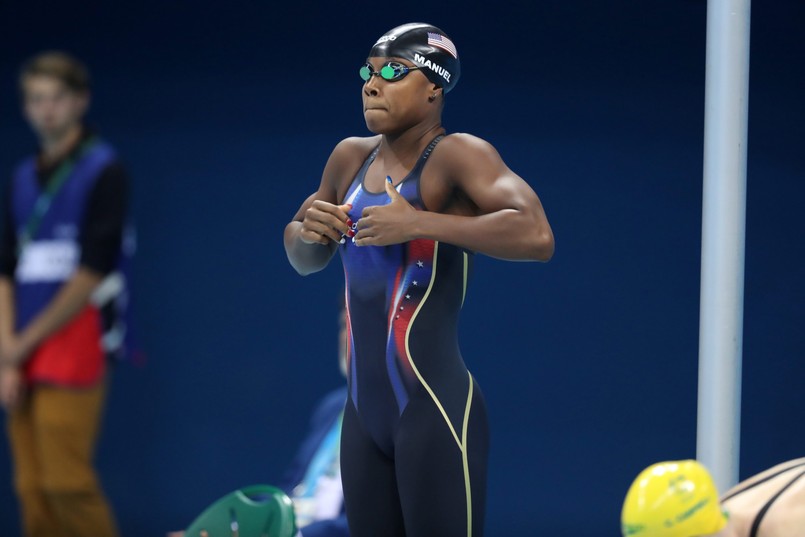 Simone Manuel pierwszą ciemnoskórą pływaczką, która zdobyła olimpijskie złoto