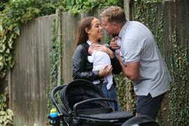 "Spanđali smo se samo PAR NEDELJA NAKON NJEGOVOG VENČANJA" Ljubavnica rijaliti zvezde PROGOVORILA o aferi: "Rekao mi je da mu je BRAK FARSA, a onda je s ženom dobio BLIZANCE"