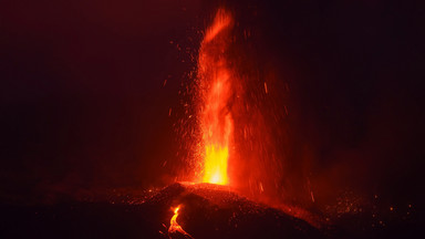 Erupcja wulkanu na jednej z Wysp Kanaryjskich. Zobacz, jaka jest duża [MAPA]