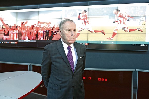 Dragan Džajić tokom jedne od poseta redakciji 