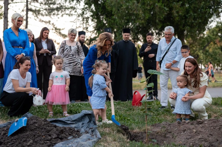 Svečana večera "Veče zahvalnosti" na Kalemegdanu povodom usvajanja Zakona o roditeljima negovateljima i negovateljima