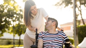 W Sejmie ustawa o asystencji osobistej osób z niepełnosprawnościami. Krasoń: Odmieni życie setek tysięcy osób w Polsce [WYWIAD]