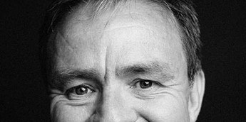 Wizualizacja interfejsu Bruce Bet Casino z grami i bonusami