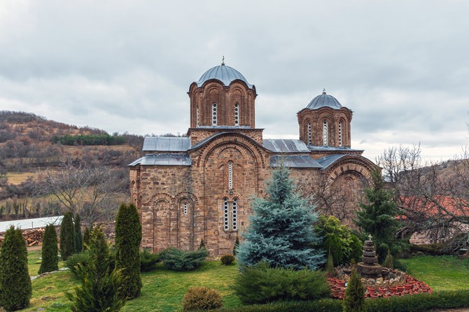 Crkva Svetog arhangela Mihaila u manastiru Lesnovo, iz 14. veka