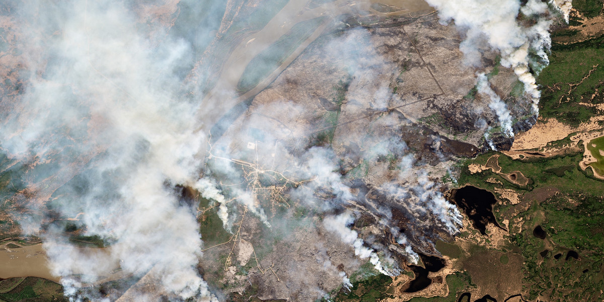 Pożary w Kanadzie widziany z satelity (zdjęcie z 18 lipca 2023 r.)