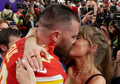 Travis Kelce i Taylor Swift na Super Bowl 2024