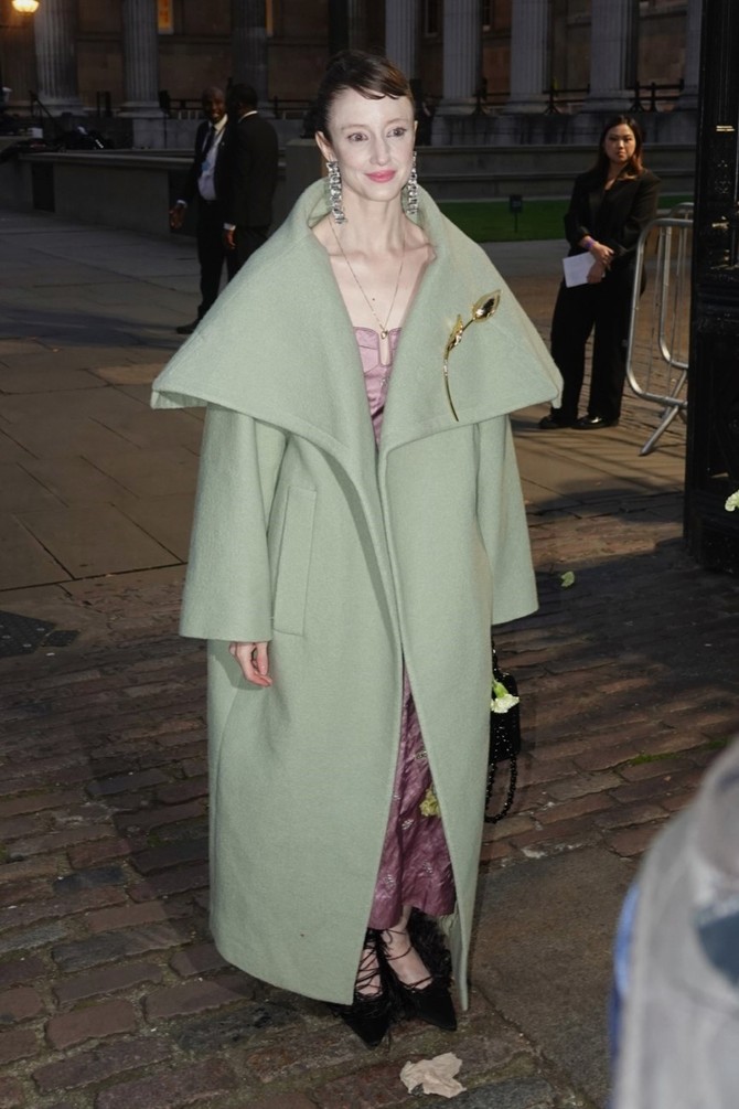Andrea Riseborough