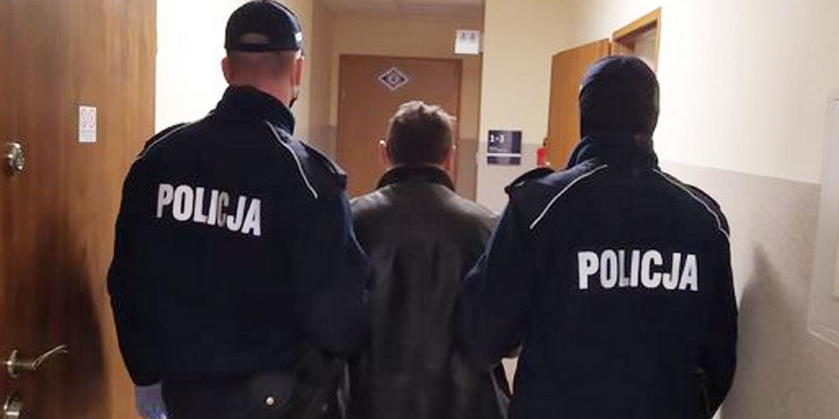 Pijak wziął 10-latka do auta. Później potrącił policjanta