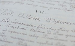 Burzliwe losy Konstytucji 3 Maja. Zachowały się dwa egzemplarze tego dokumentu. WIDEO