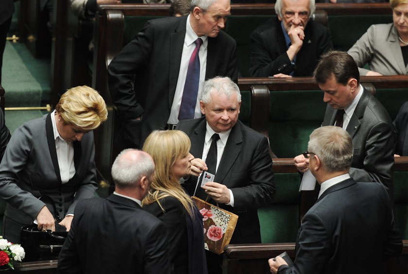 Kaczyński ostro do premiera: Kaczka po smoleńsku i krwawa mery to wina...