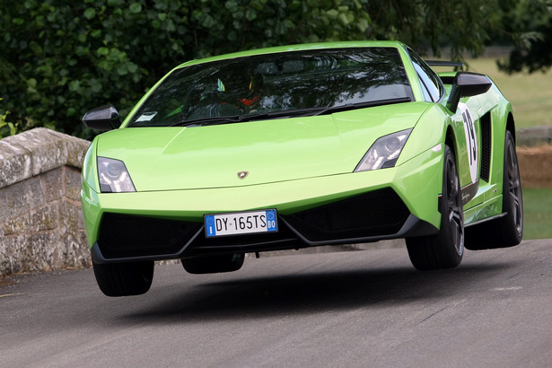 Lamborghini też się psują! Oto prawdziwy koszmar bogaczy