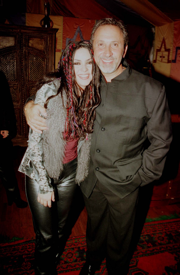 Shakira i Emilio Estefan w 1998 roku (fot. Bulls Press)