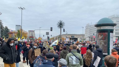 Ulicami Warszawy przeszła manifestacja. "Stop torturom!" [ZDJĘCIA]