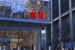 Jak H&M zarabia na klientach? Pomysł był prosty i się sprawdził