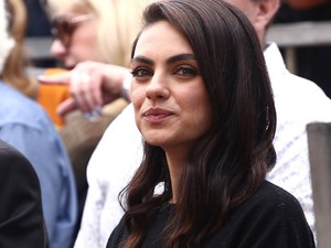 Smink nélkül is gyönyörű Mila Kunis