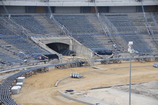 Budowlany klincz na Śląskim: Eksperci od 1,5 roku zastanawiają się, czy stadion będzie bezpieczny