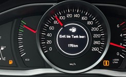 Ta kontrolka to nieprzyjemny widok dla kierowcy. Ile jeszcze przejedziesz?