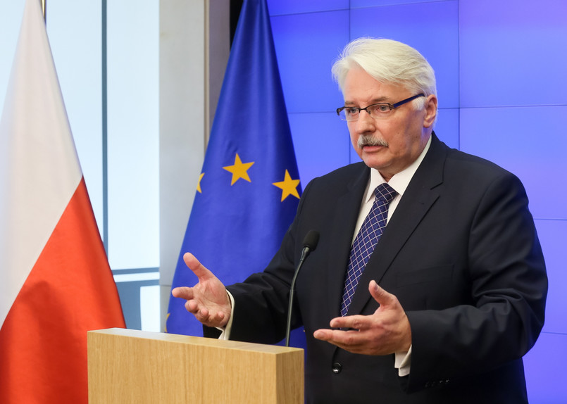 Minister spraw zagranicznych Polski Witold Waszczykowski, podczas konferencji prasowej po spotkaniu szefów dyplomacji państw UE dot. referendum w Wielkiej Brytanii