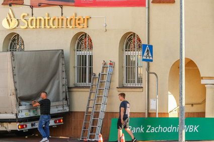 Bank Zachodni WBK to już Santander Bank Polska. Co zmiana szyldu oznacza dla klientów?