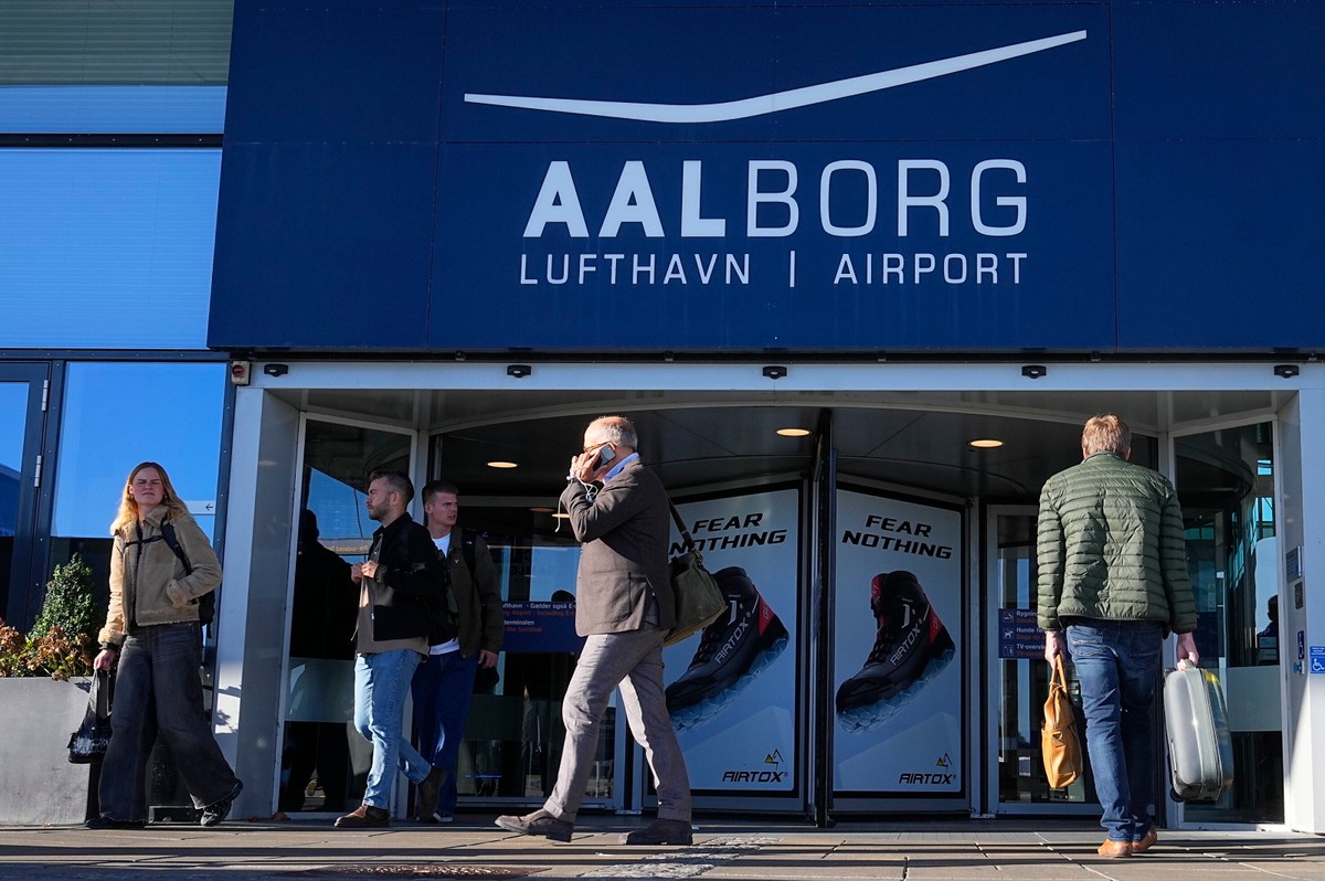 Lotnisko w Aalborgu, Dania