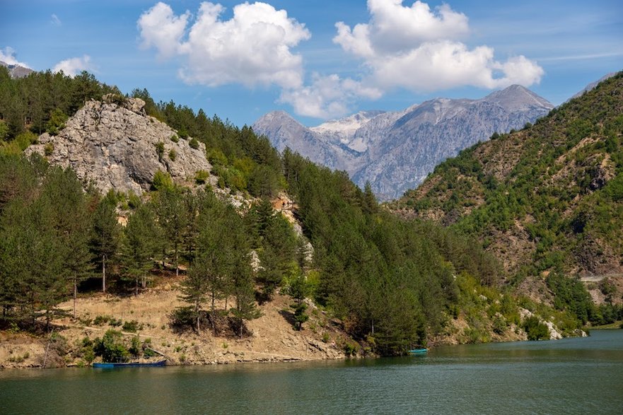 Jezioro Koman, Albania