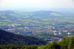 Burmistrz Ustronia o działaniach proekologicznych: Mieszkańcy sami zaczynają rozumieć ten problem