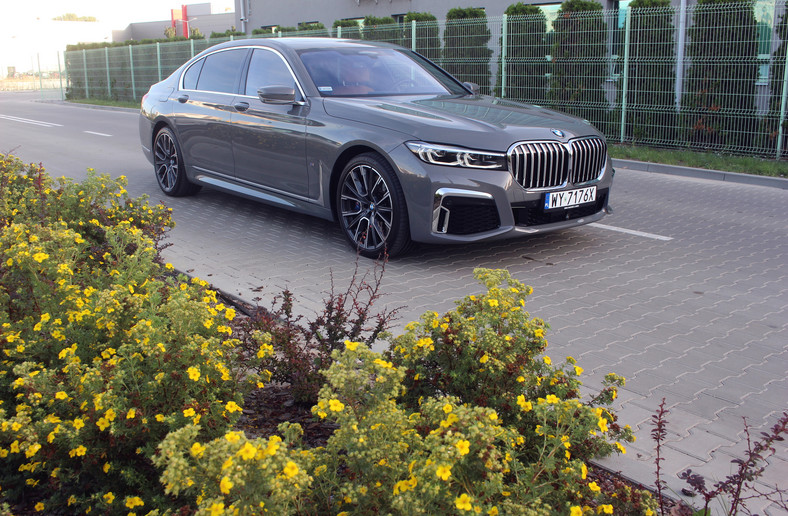 BMW 745Le xDrive