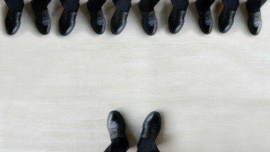 państwową inspekcję pracy czekają trudne dni. fala zgłoszeń od sygnali