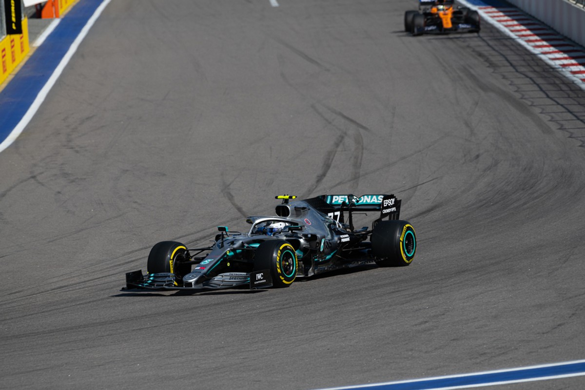 Bolid Mercedesa