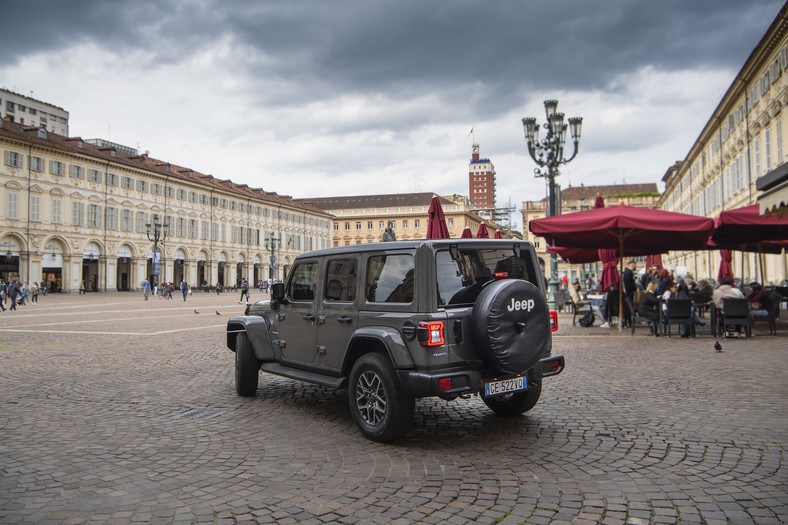 Jeep Wrangler 4xe Sahara (2021)