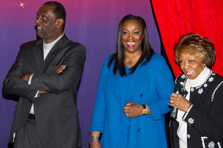 Cissy Houston, Pat Houston i Gary Houston